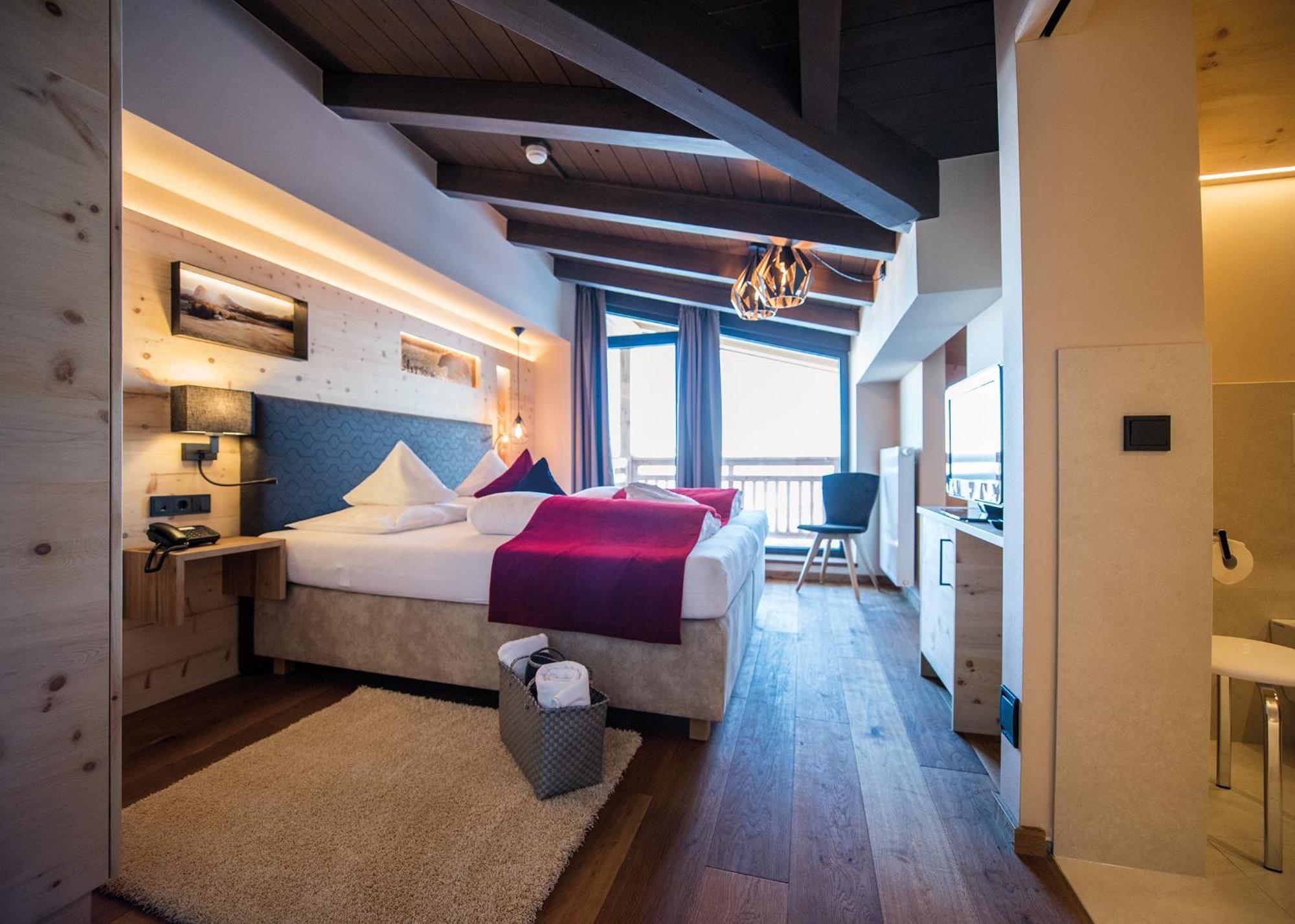 Hotel Goldknopf Альпе-ди-Сьюзи Экстерьер фото